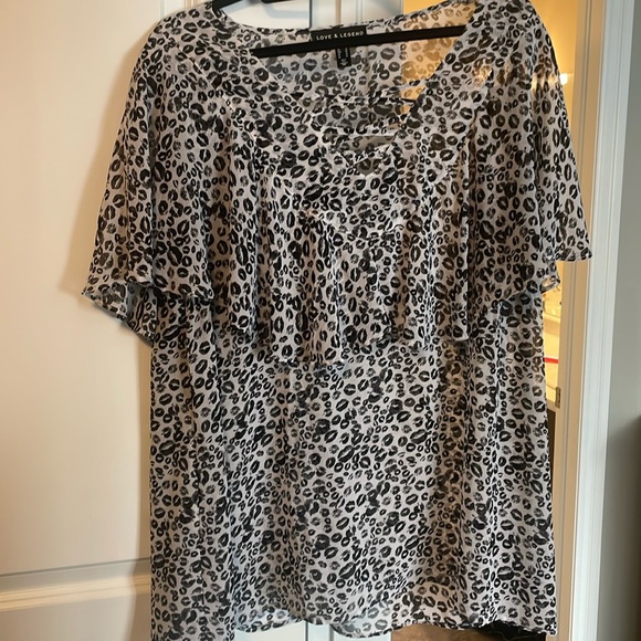 Love & legend, lightweight blouse - Picture 1 of 3